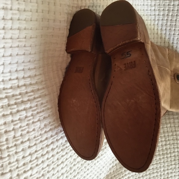 Melissa Button 2 soft cognac size 5 1/2 Frye boots - Picture 6 of 6